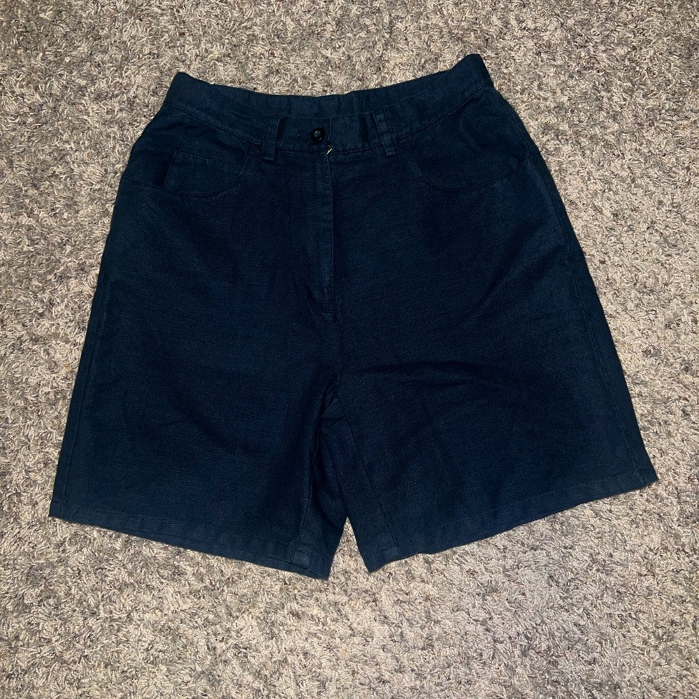 NWT Women’s Liz Claiborne Lizsport Linen Blend Shorts. Size 6.